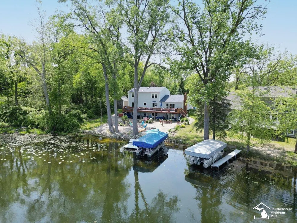 11963 Egan Highway Cambridge Township, MI 49230