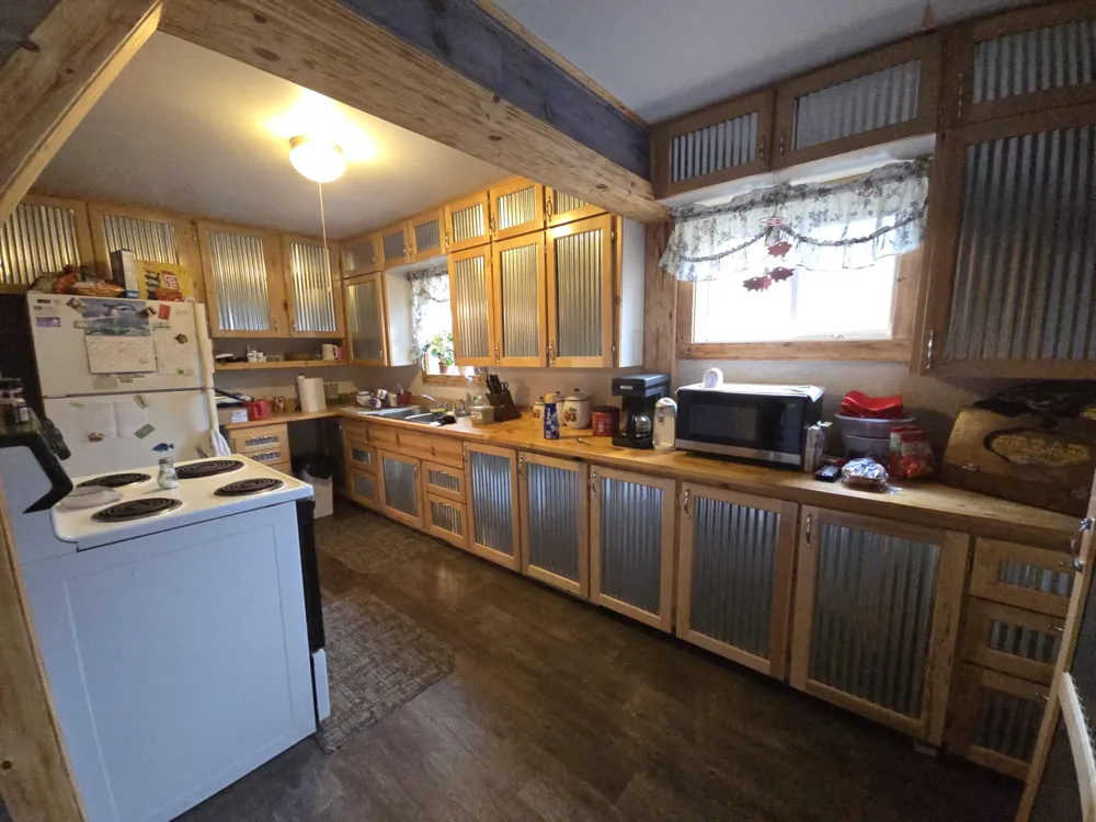 804 E State Street Colon Village, MI 49040