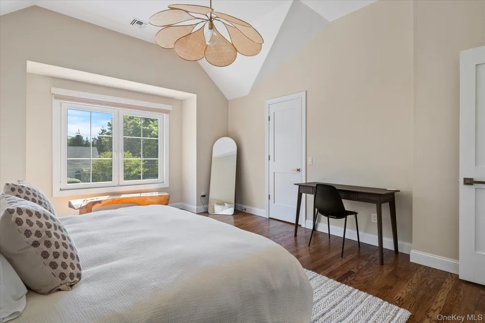 660 Sutton Place Greenport, NY 11944
