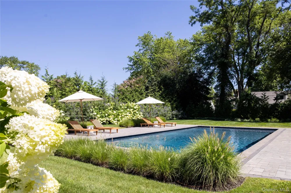 660 Sutton Place Greenport, NY 11944