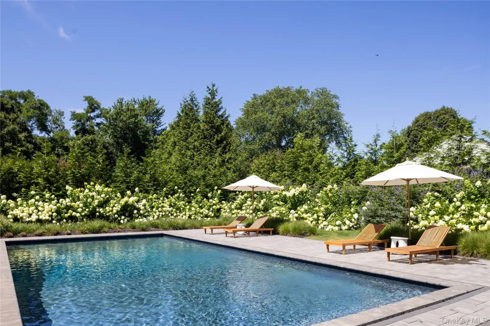 660 Sutton Place Greenport, NY 11944