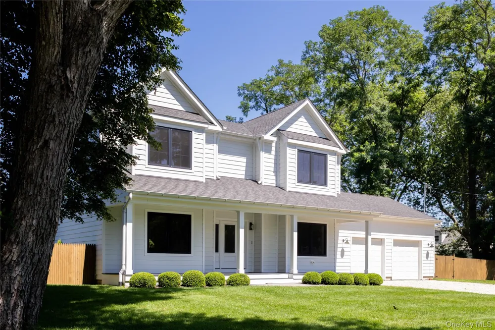 660 Sutton Place Greenport, NY 11944
