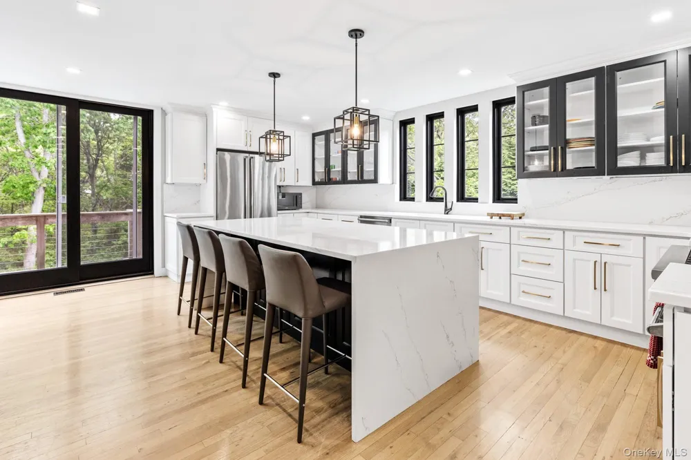 191 Shinnecock Hills Road Southampton, NY 11968