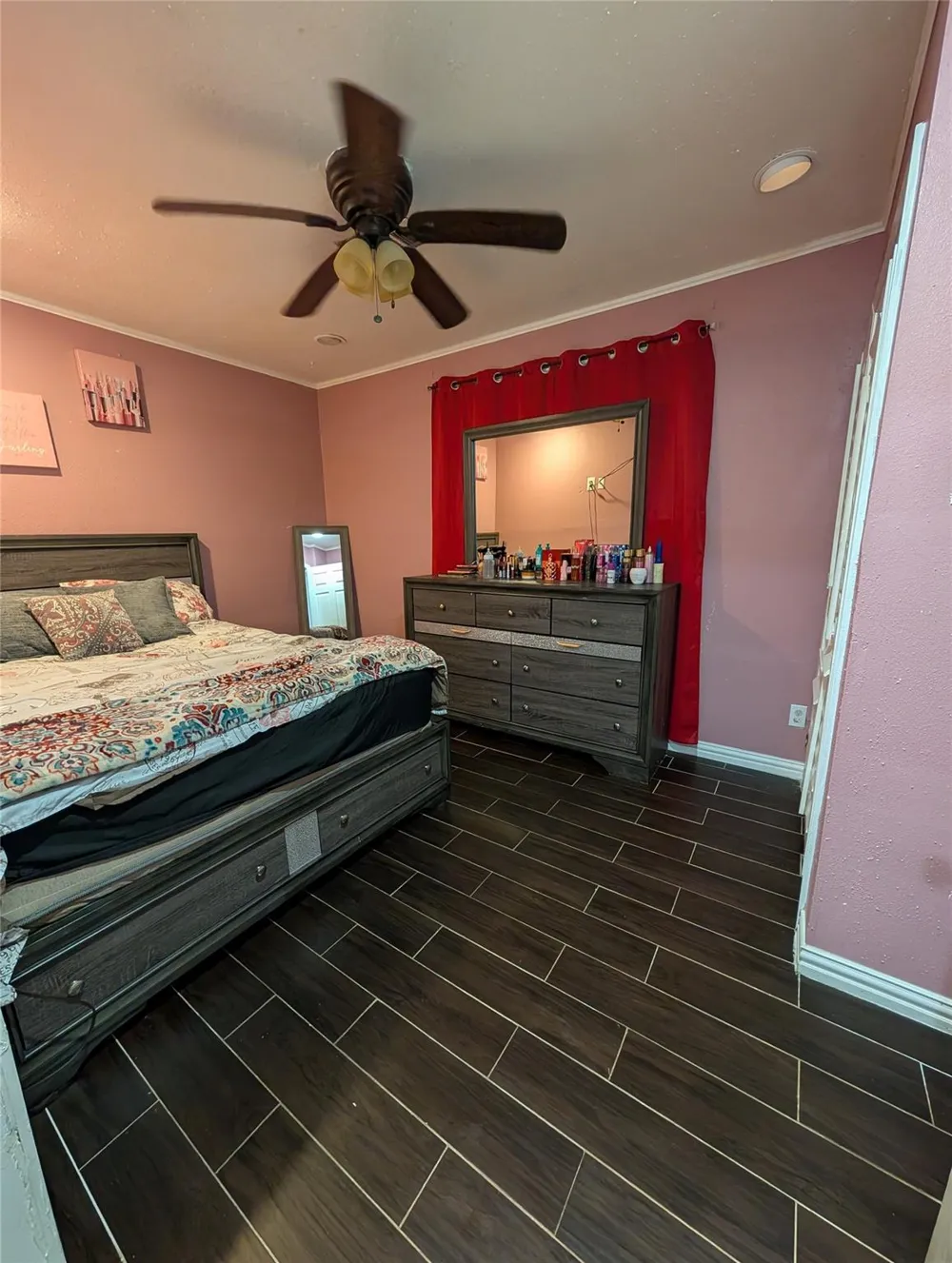 4822 Dalmatian Drive South Houston, TX 77045