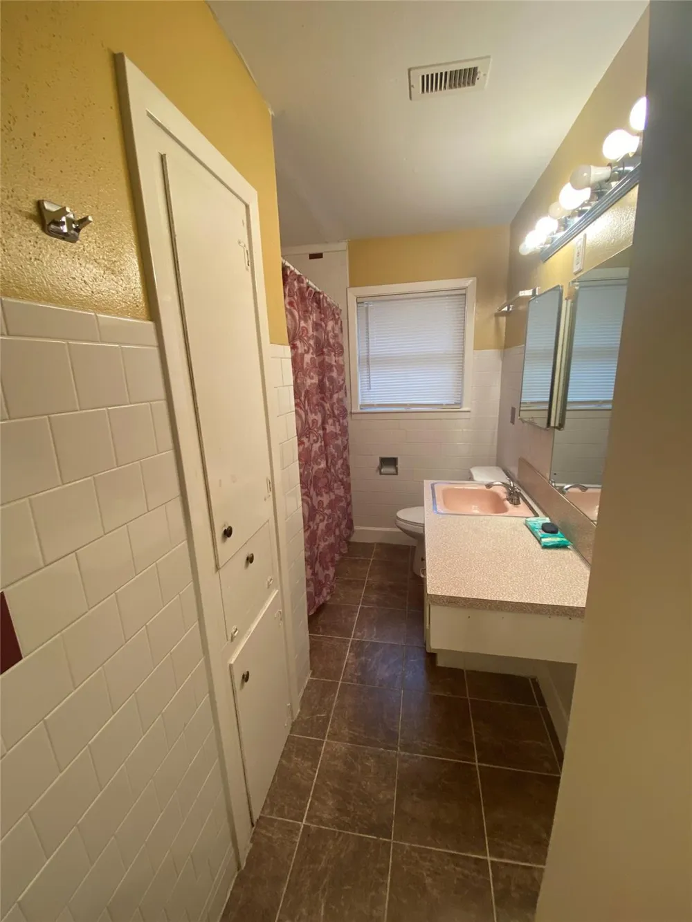 2504 Pennington Street Houston, TX 77093