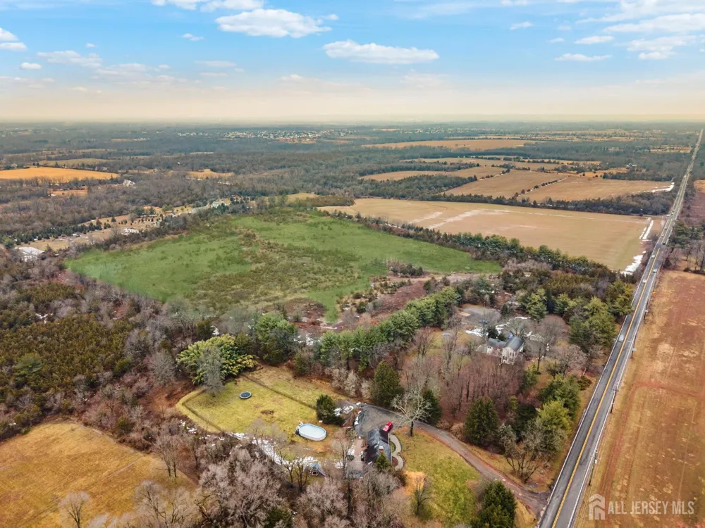 583 S Middlebush Road S Franklin, NJ 08873