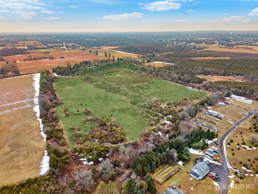583 S Middlebush Road S Franklin, NJ 08873