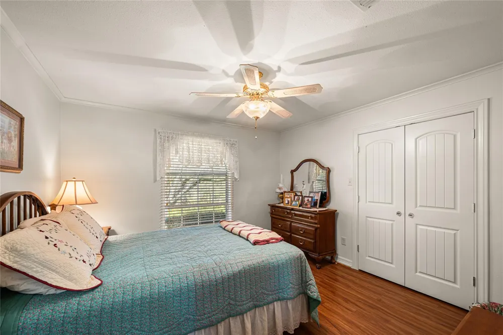 423 Jane Street East Bernard, TX 77435