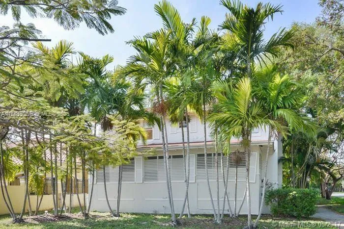2000 S Miami Ave Miami, FL 33129