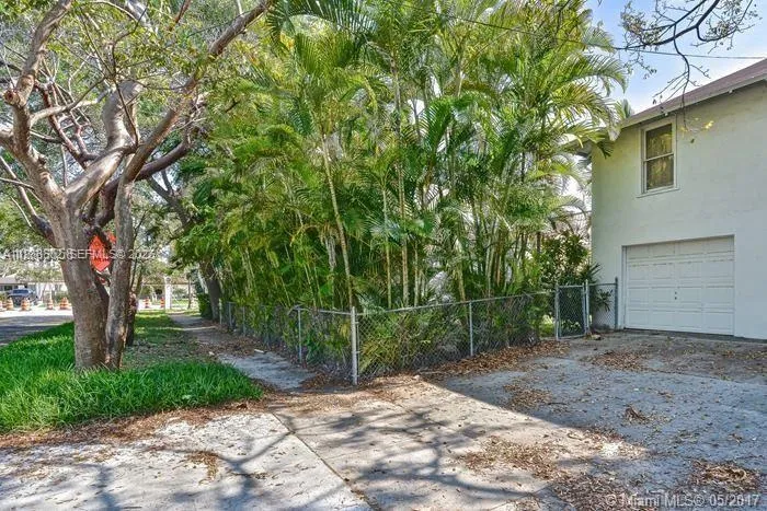 2000 S Miami Ave Miami, FL 33129