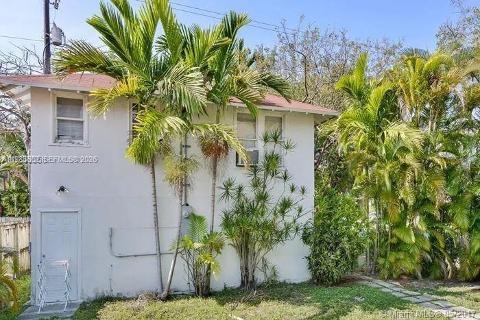 2000 S Miami Ave Miami, FL 33129
