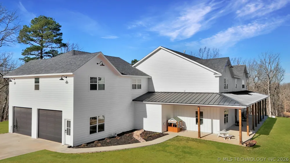 11457 510 ROAD Tahlequah, OK 74464