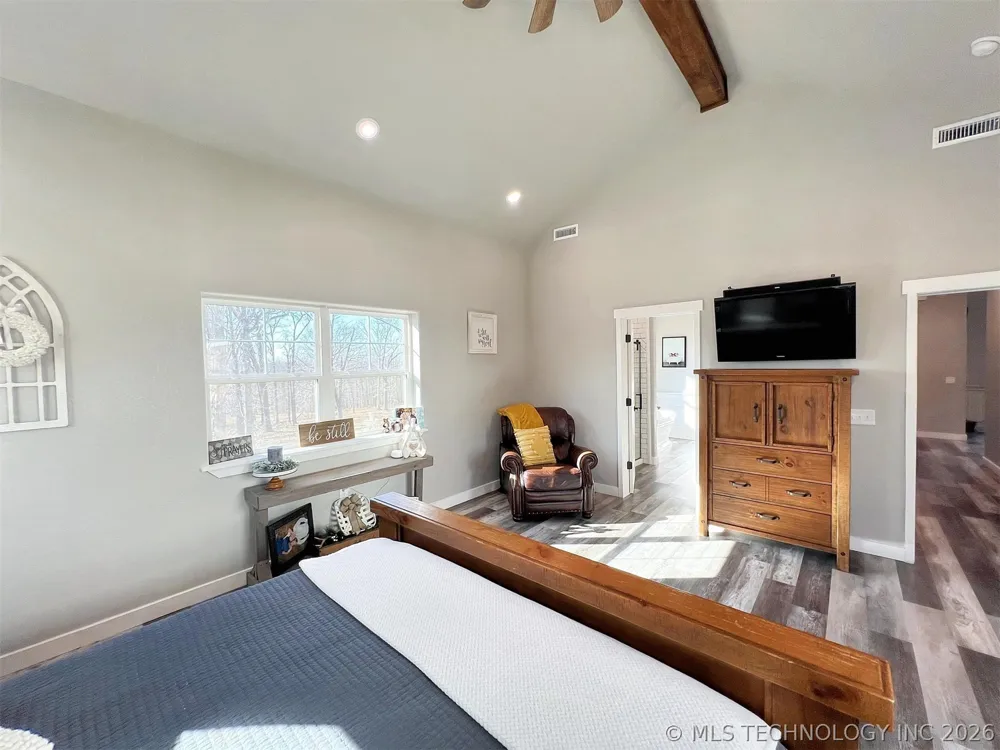 11457 510 ROAD Tahlequah, OK 74464