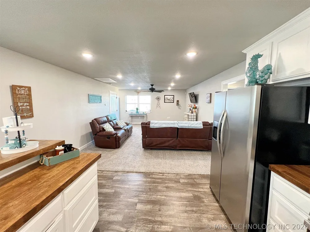 11457 510 ROAD Tahlequah, OK 74464