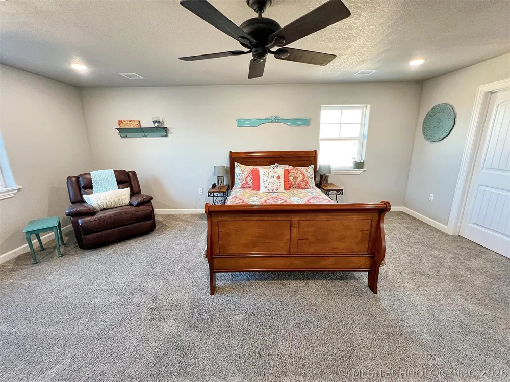 11457 510 ROAD Tahlequah, OK 74464