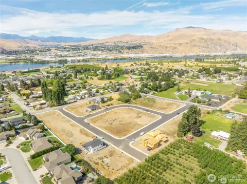 134 Chadwick (Lot6) Place NW