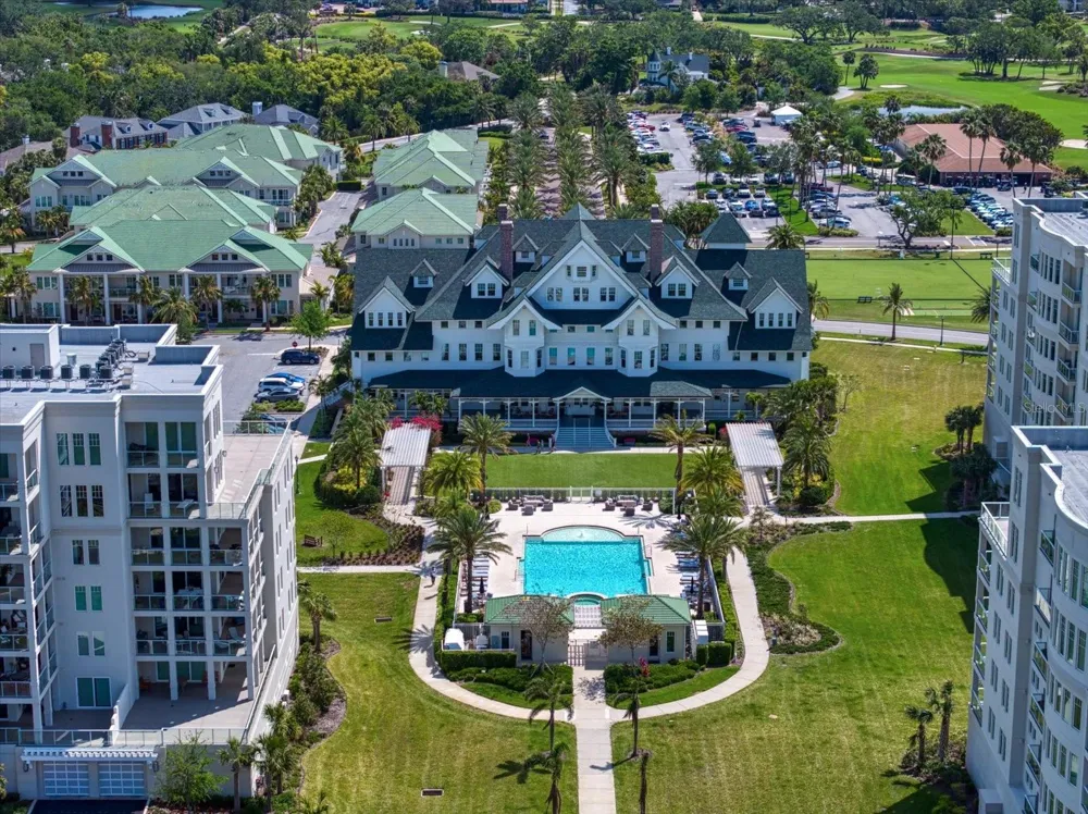 125 BELLEVIEW BOULEVARD #302 Belleair, FL 33756
