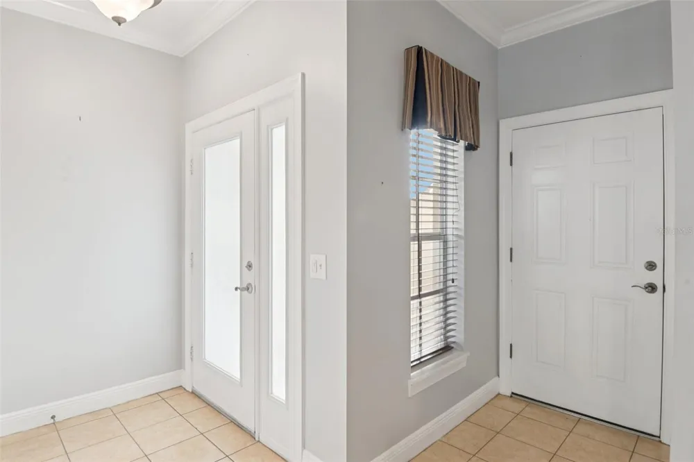 300 VALENCIA CIRCLE St Petersburg, FL 33716