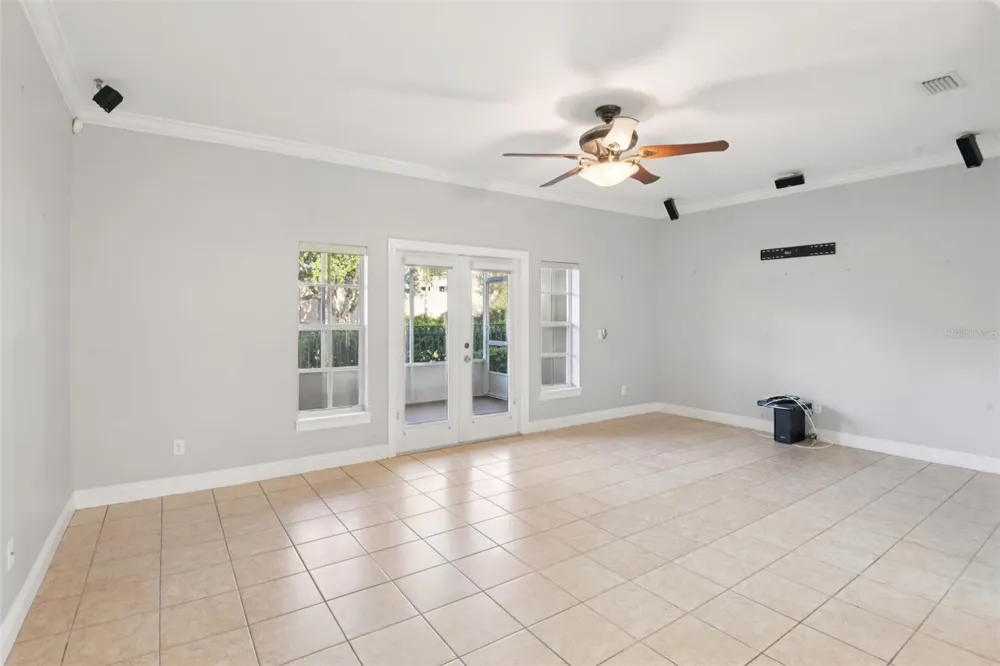 300 VALENCIA CIRCLE St Petersburg, FL 33716