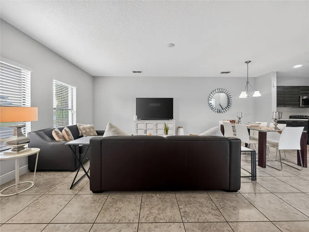 127 KENNY BOULEVARD Haines City, FL 33844