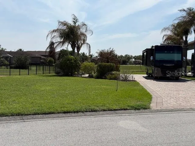 368 NOLANE LANE Polk City, FL 33868