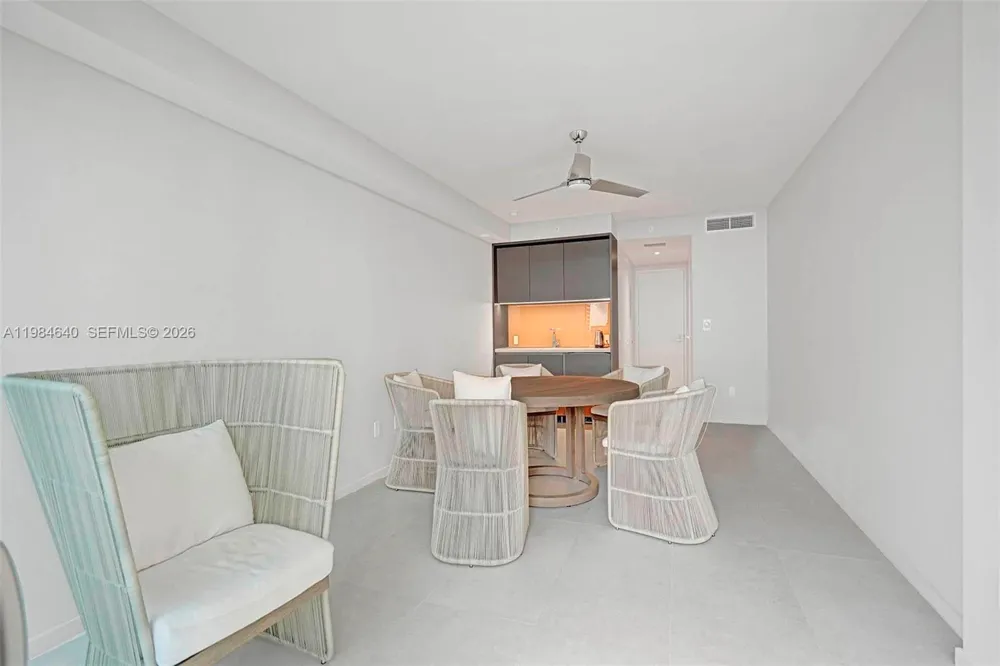 18975 Collins Ave #Cabana 8 Sunny Isles Beach, FL 33160