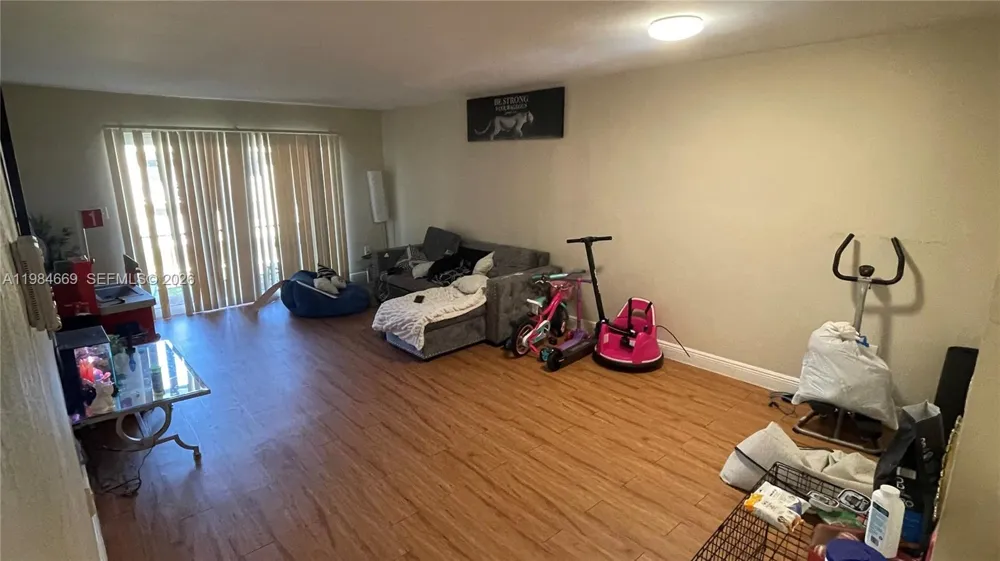 505 NW 177th St #212 Miami Gardens, FL 33169