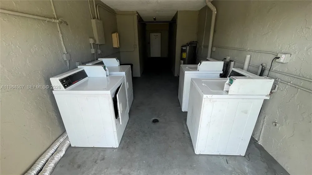5100 SW 41st St #226 Pembroke Park, FL 33023