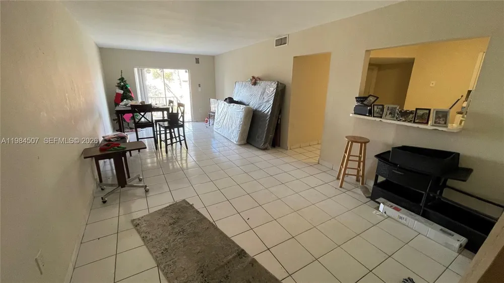 5100 SW 41st St #226 Pembroke Park, FL 33023