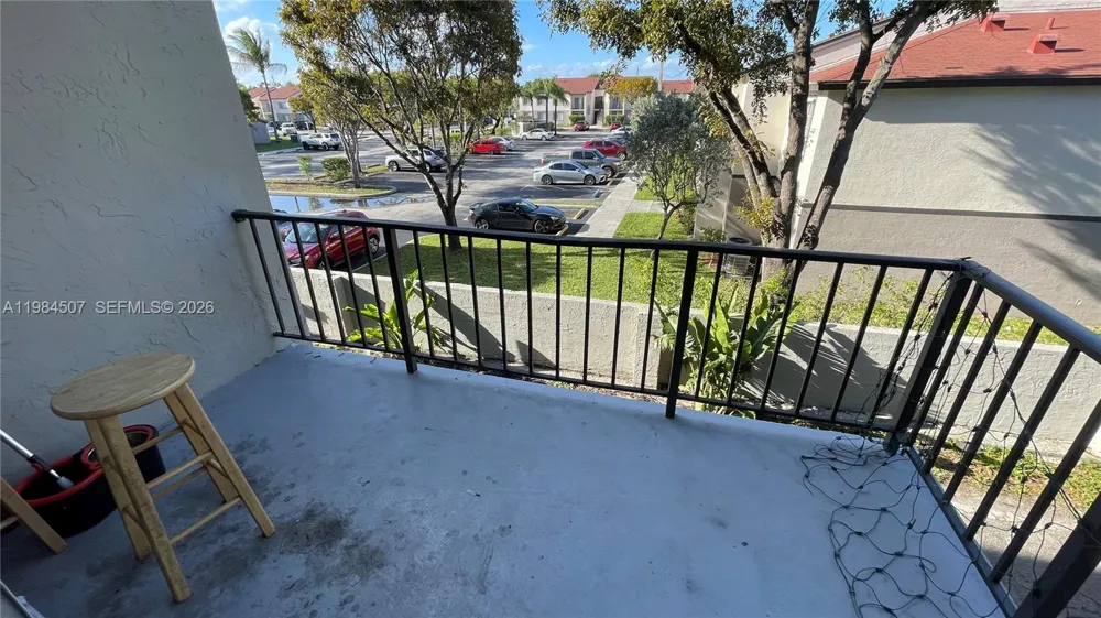 5100 SW 41st St #226 Pembroke Park, FL 33023