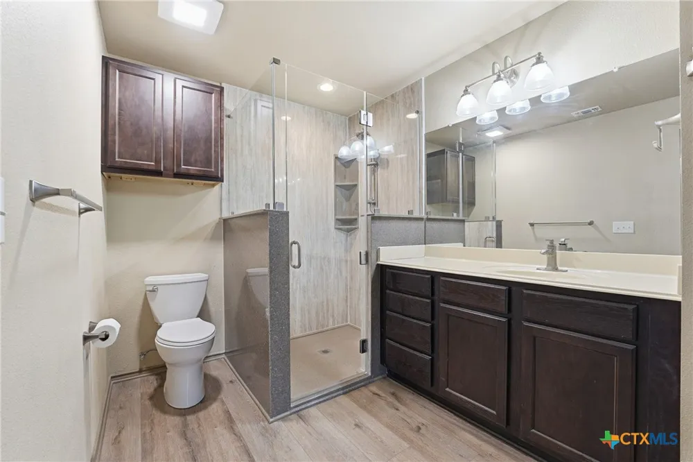 1306 Fern Court Gonzales, TX 78629