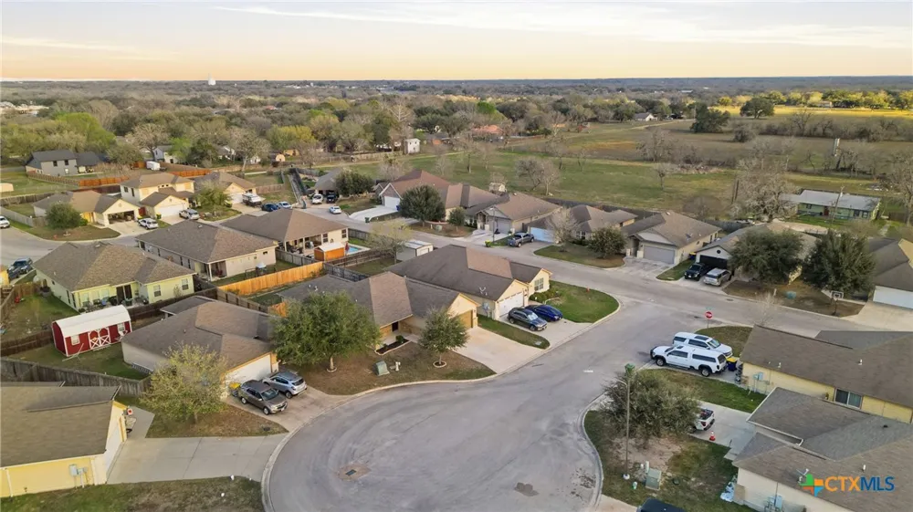 1306 Fern Court Gonzales, TX 78629