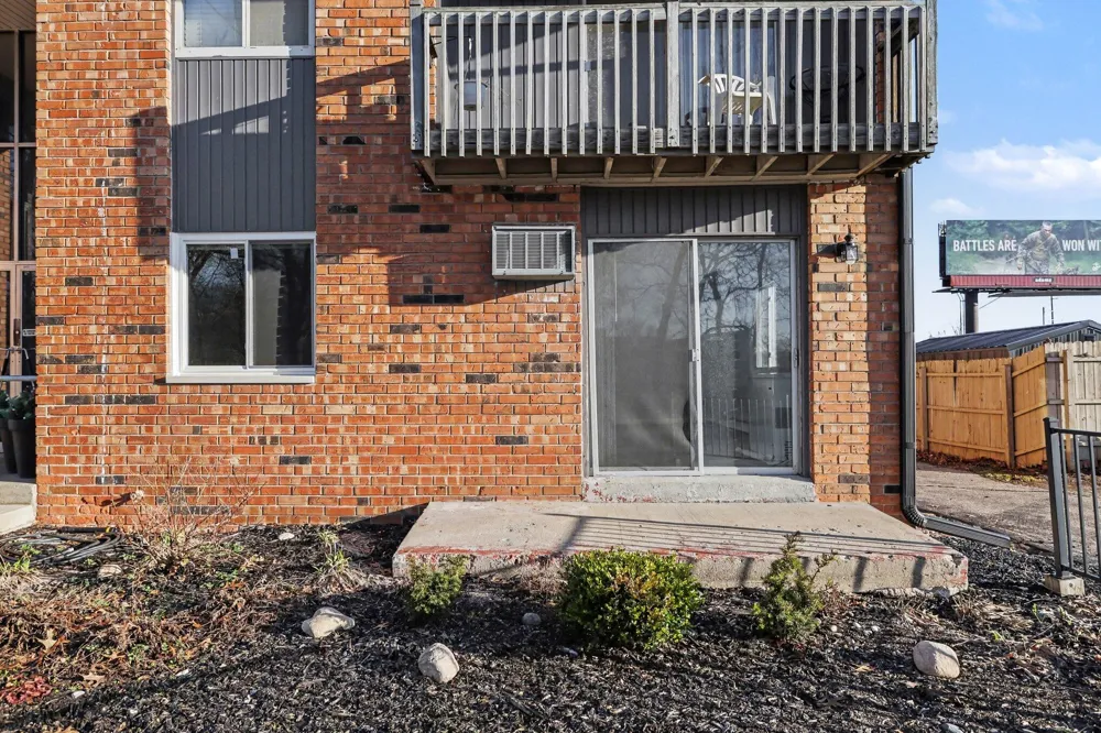 606 Lynn Avenue #1 Kalamazoo, MI 49008