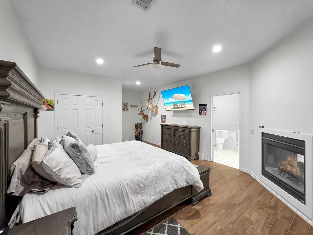 520 Meadow Lane Winnie, TX 77665