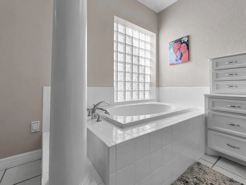520 Meadow Lane Winnie, TX 77665