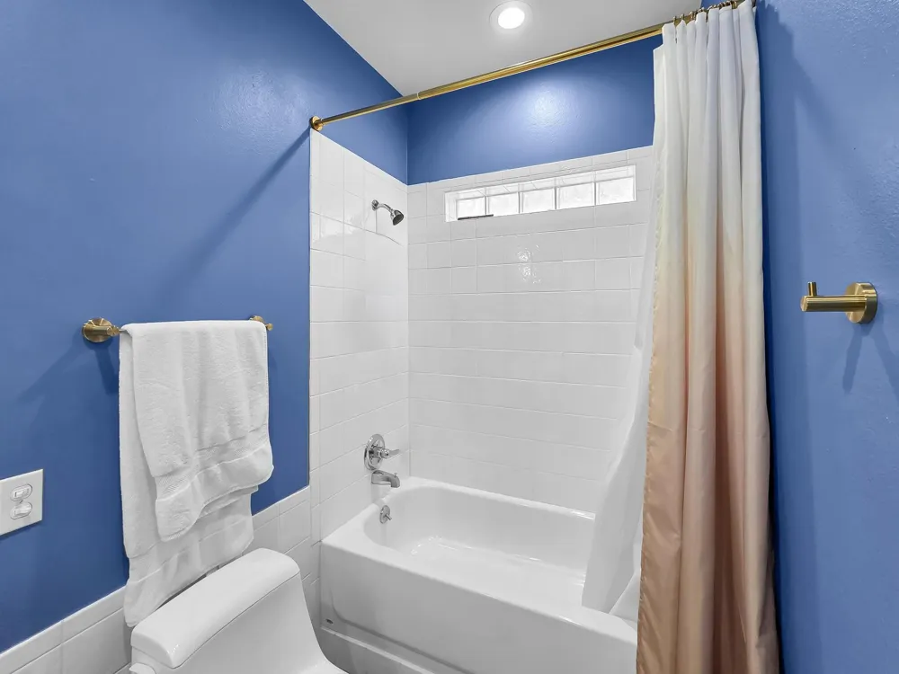520 Meadow Lane Winnie, TX 77665