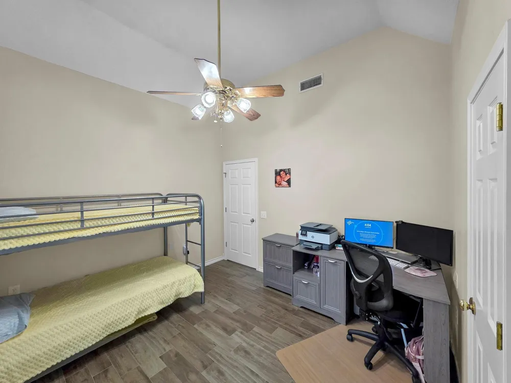 520 Meadow Lane Winnie, TX 77665