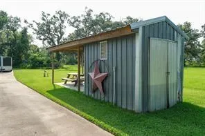 915 Live Oak Drive Jones Creek, TX 77541