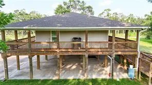 915 Live Oak Drive Jones Creek, TX 77541