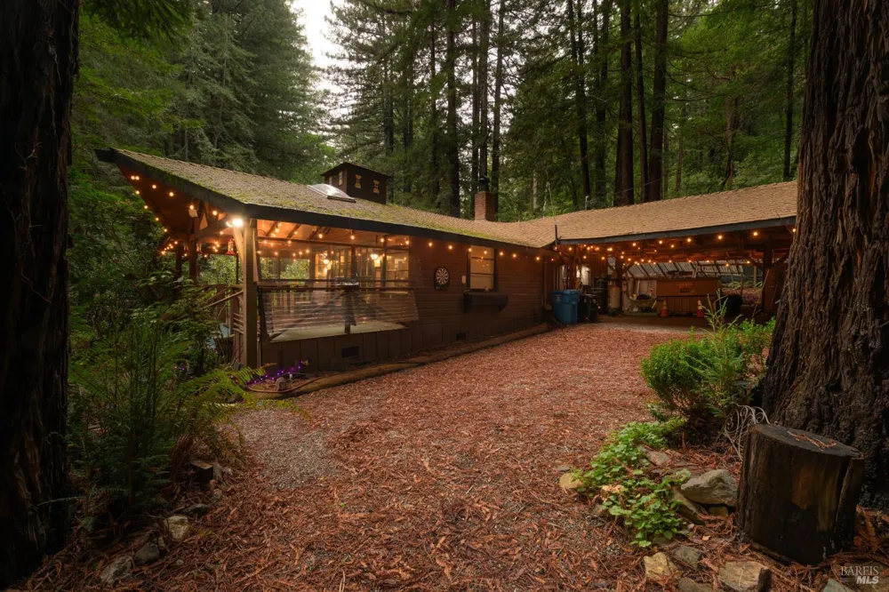 7001 Lucas Valley Road Nicasio, CA 94946