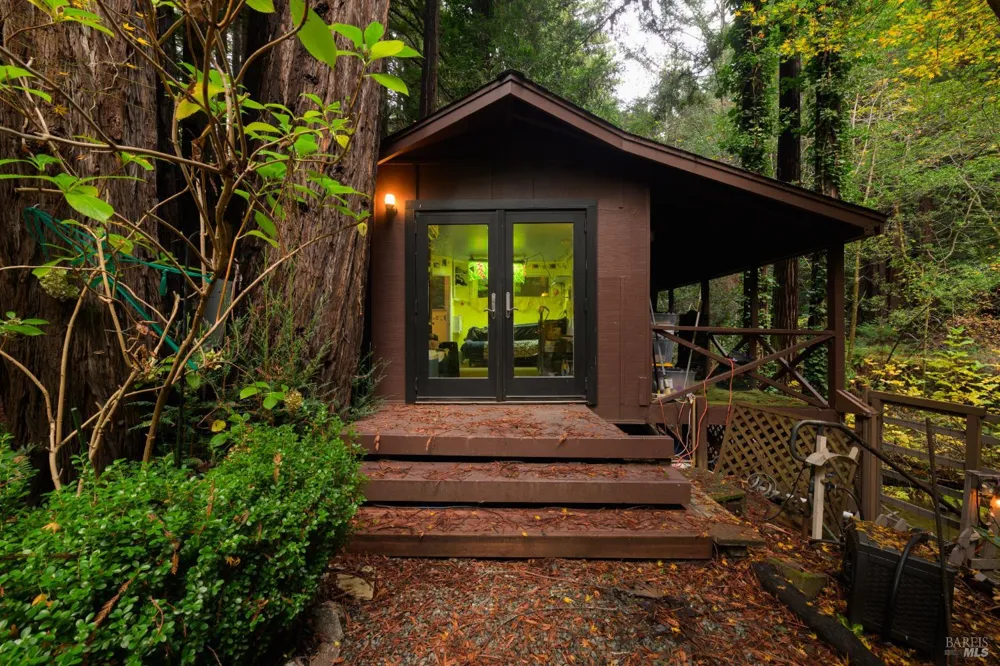 7001 Lucas Valley Road Nicasio, CA 94946