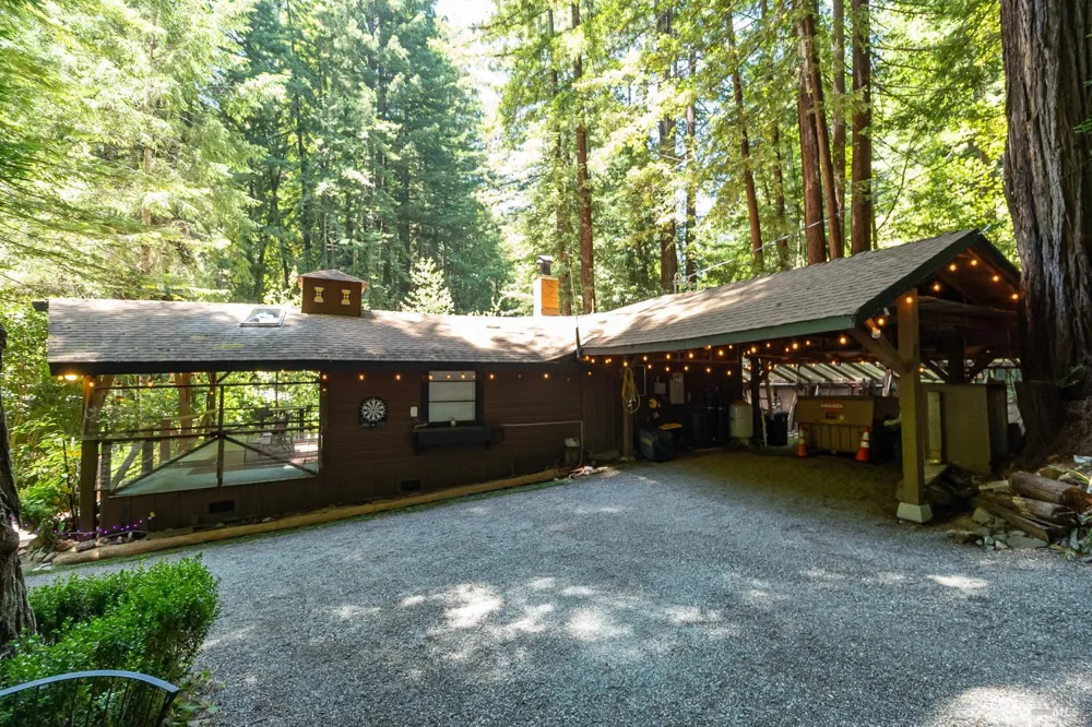 7001 Lucas Valley Road Nicasio, CA 94946