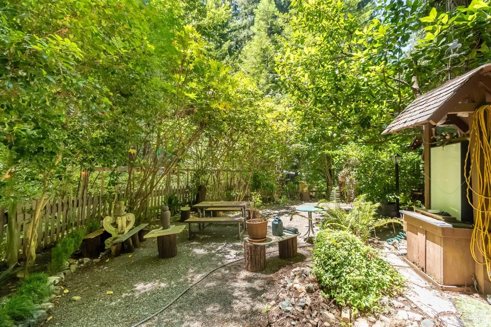 7001 Lucas Valley Road Nicasio, CA 94946