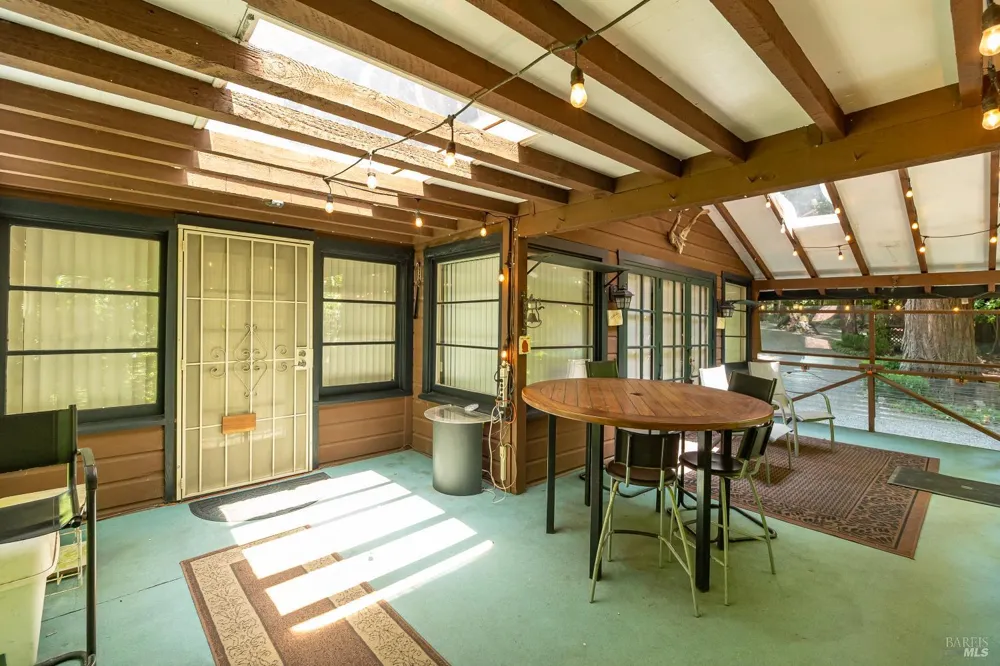 7001 Lucas Valley Road Nicasio, CA 94946