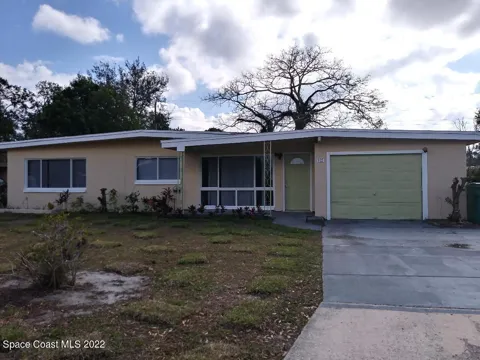 905 Avon Place