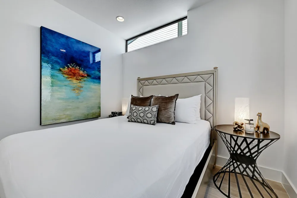 3406 E 17th Street #5 Austin, TX 78721