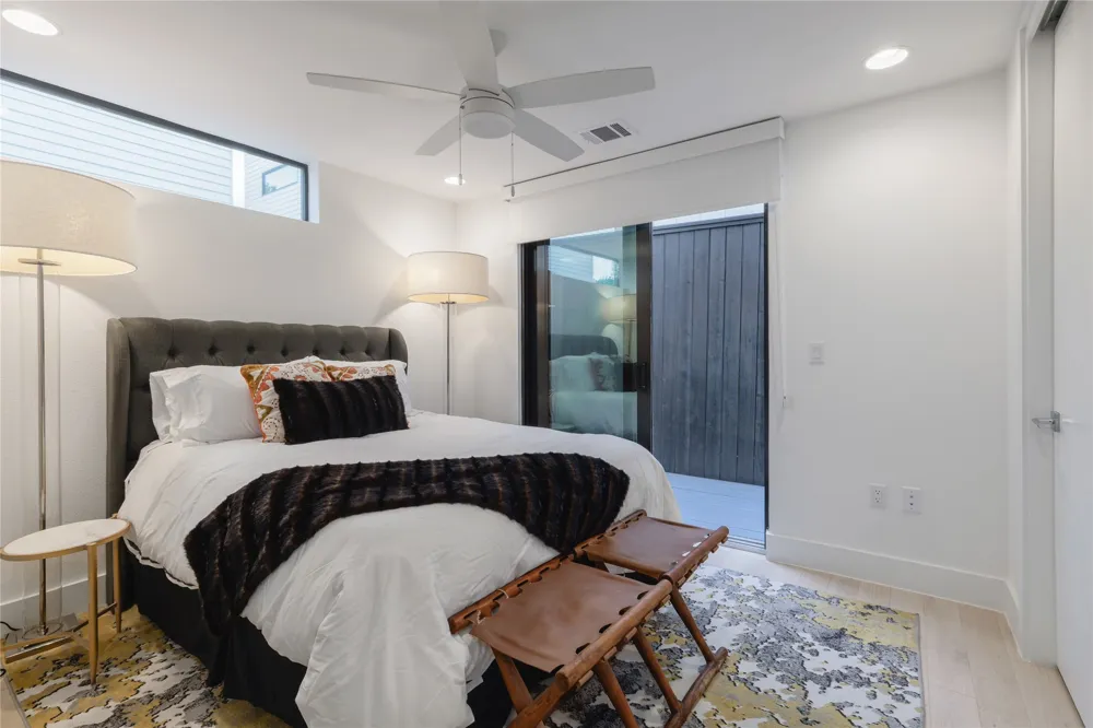 3406 E 17th Street #5 Austin, TX 78721