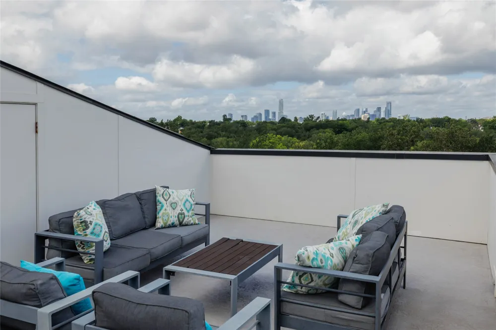 3406 E 17th Street #5 Austin, TX 78721