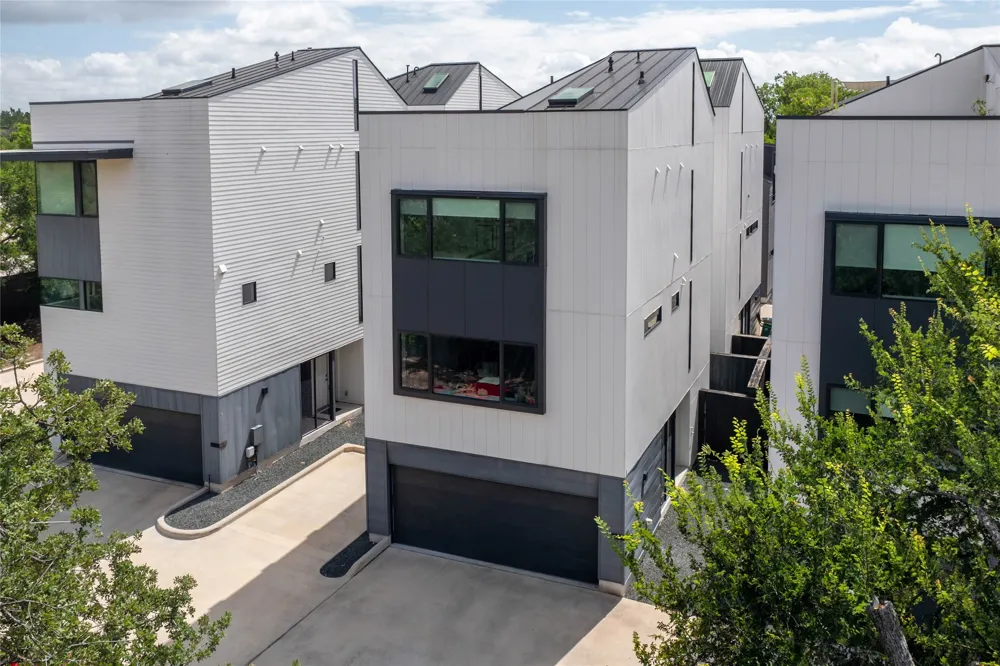 3406 E 17th Street #5 Austin, TX 78721