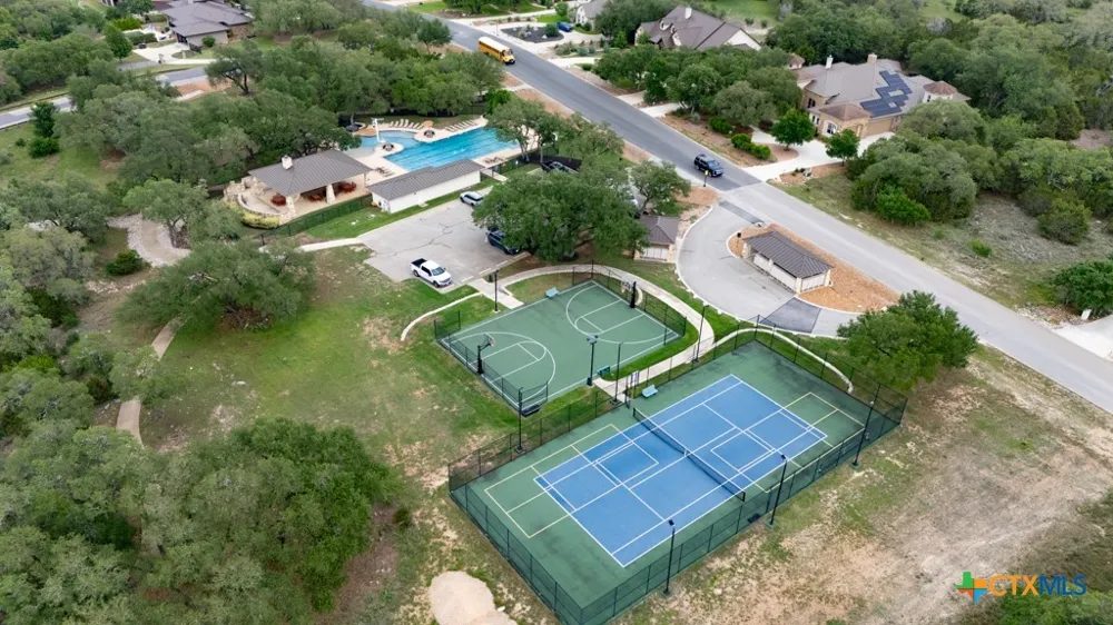 339 Valley Lodge New Braunfels, TX 78132